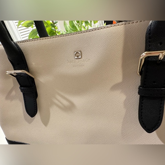 Kate Spade NY button closure work tote (black and cream) - Picture 6 of 8